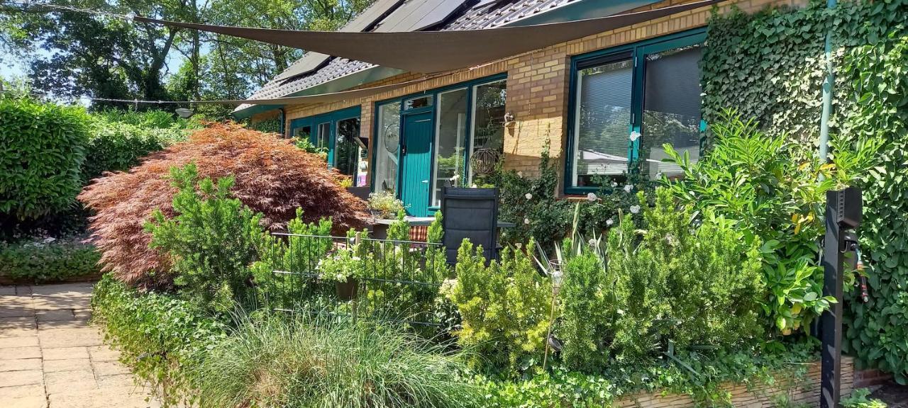 B&B Opdeparkkamp Met Laadpaal Voor Elektrische Auto'S Havelte Luaran gambar